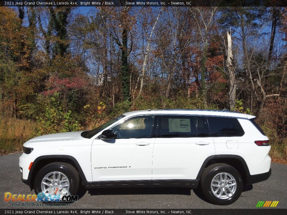 2021 Jeep Grand Cherokee L Laredo 4x4 Bright White / Black Photo #1