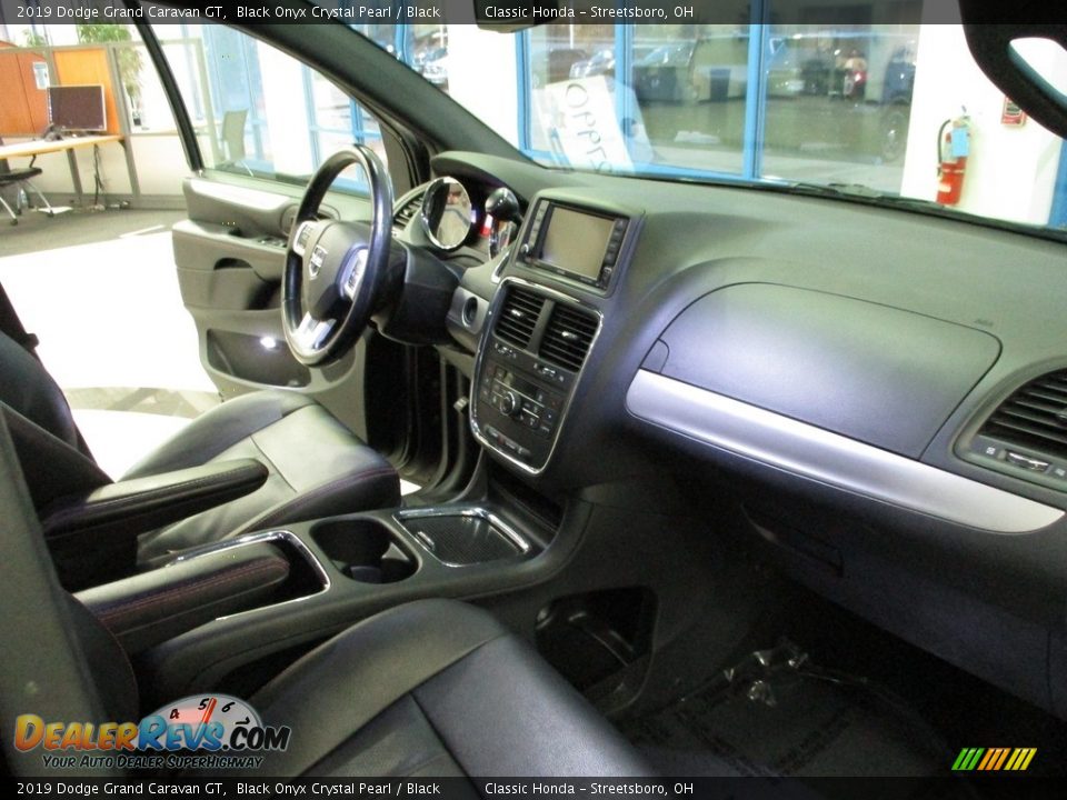 2019 Dodge Grand Caravan GT Black Onyx Crystal Pearl / Black Photo #15