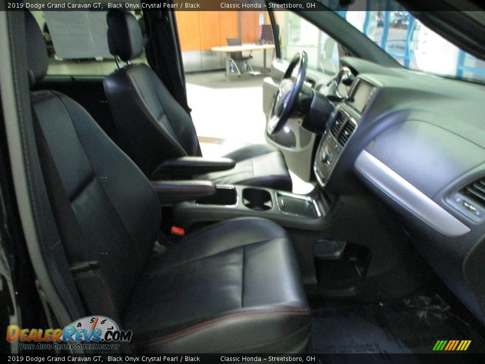 2019 Dodge Grand Caravan GT Black Onyx Crystal Pearl / Black Photo #16