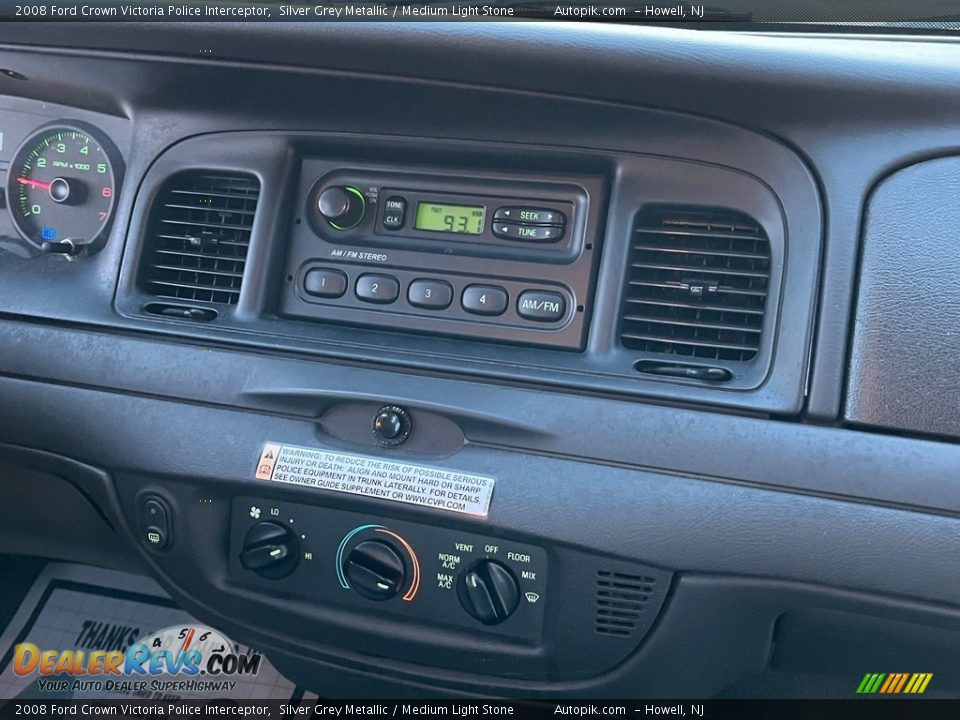 2008 Ford Crown Victoria Police Interceptor Silver Grey Metallic / Medium Light Stone Photo #20