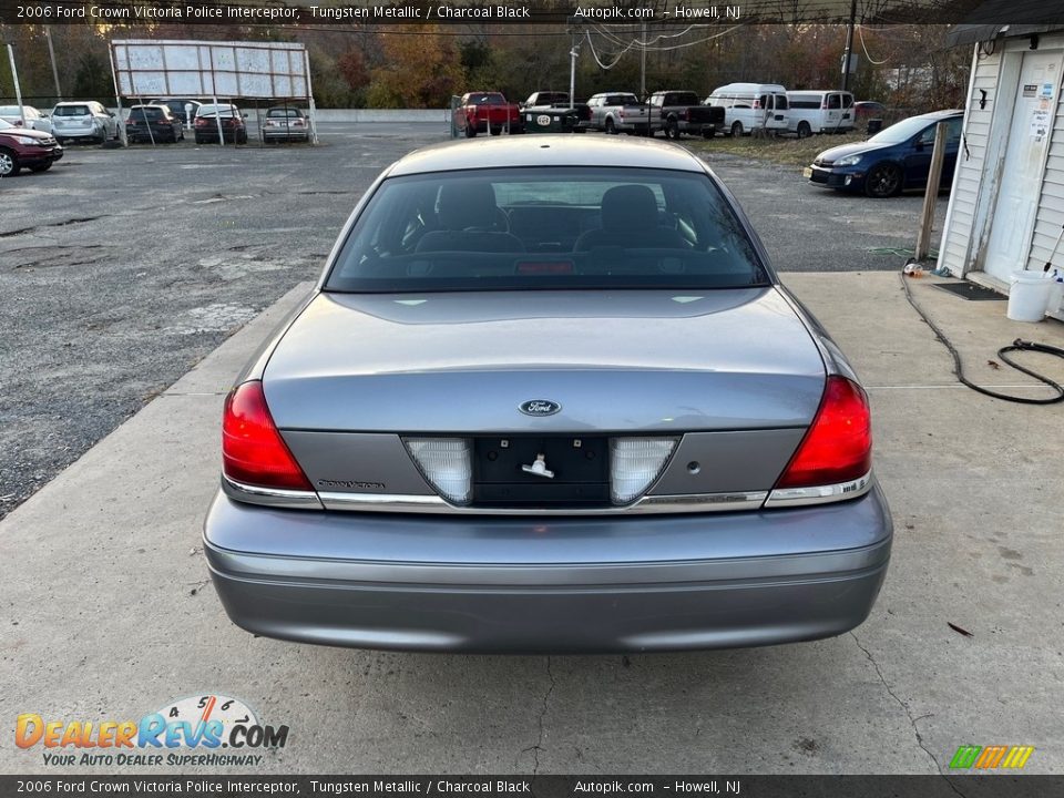 2006 Ford Crown Victoria Police Interceptor Tungsten Metallic / Charcoal Black Photo #6