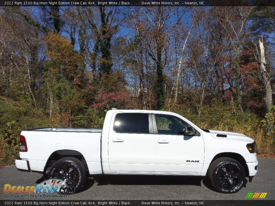 2022 Ram 1500 Big Horn Night Edition Crew Cab 4x4 Bright White / Black Photo #5