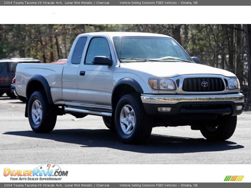 2004 Toyota Tacoma V6 Xtracab 4x4 Lunar Mist Metallic / Charcoal Photo #14