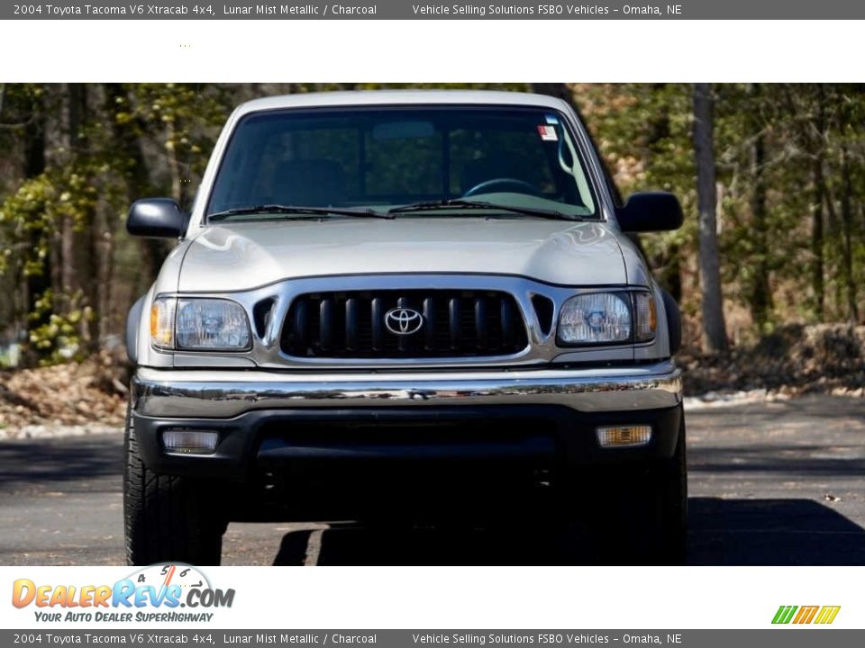 2004 Toyota Tacoma V6 Xtracab 4x4 Lunar Mist Metallic / Charcoal Photo #15