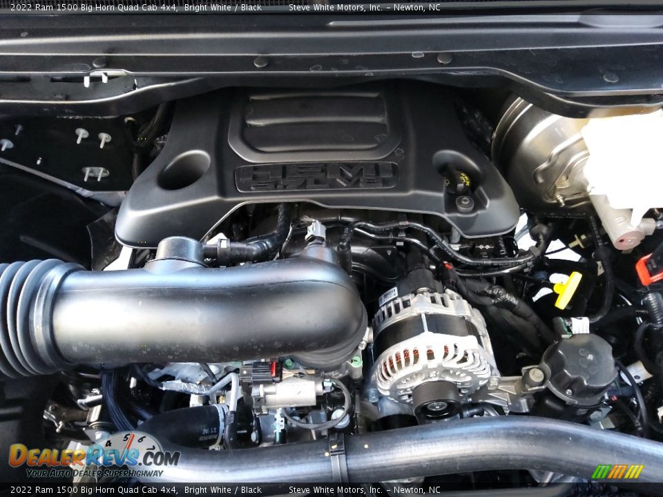 2022 Ram 1500 Big Horn Quad Cab 4x4 Bright White / Black Photo #10