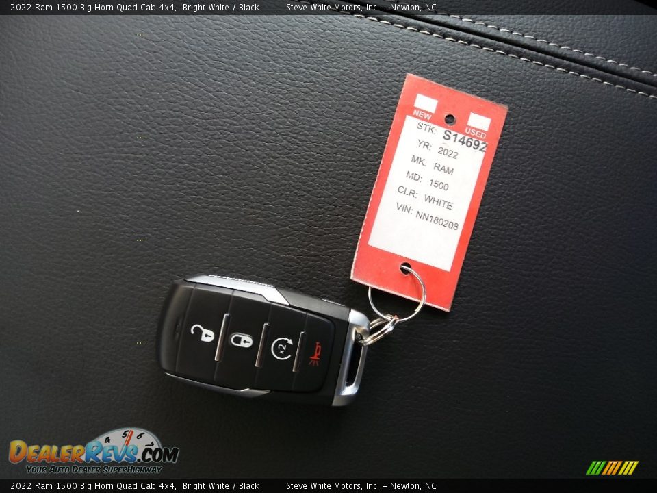 2022 Ram 1500 Big Horn Quad Cab 4x4 Bright White / Black Photo #31