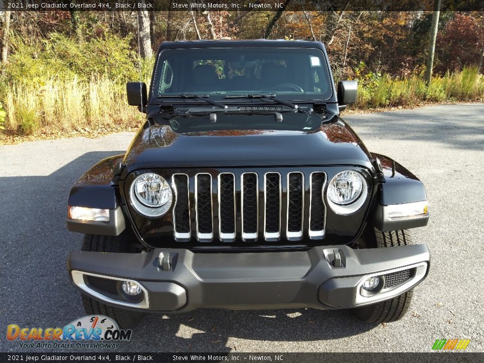 2021 Jeep Gladiator Overland 4x4 Black / Black Photo #3