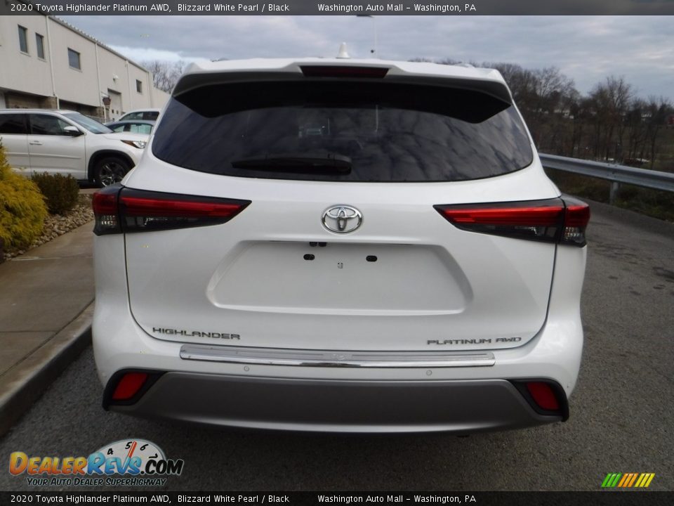 2020 Toyota Highlander Platinum AWD Blizzard White Pearl / Black Photo #17