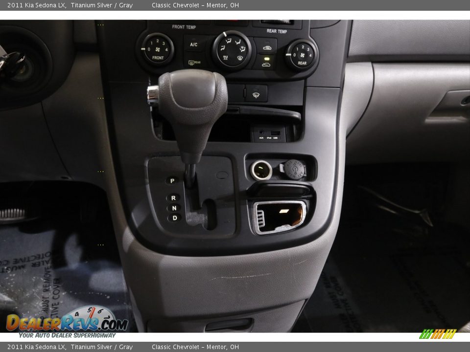 2011 Kia Sedona LX Titanium Silver / Gray Photo #11