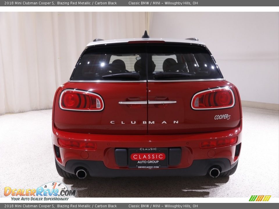 2018 Mini Clubman Cooper S Blazing Red Metallic / Carbon Black Photo #18