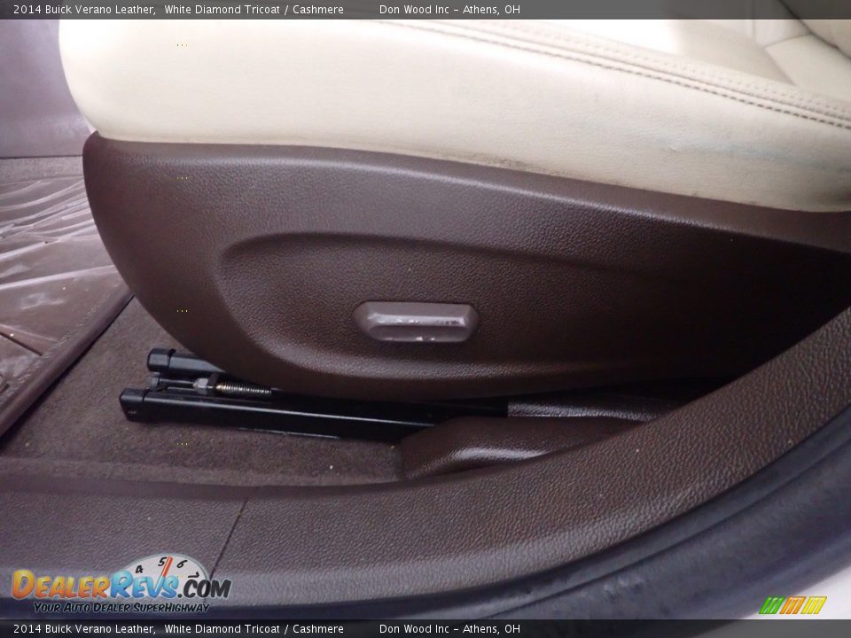 2014 Buick Verano Leather White Diamond Tricoat / Cashmere Photo #25