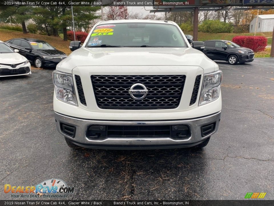 2019 Nissan Titan SV Crew Cab 4x4 Glacier White / Black Photo #3