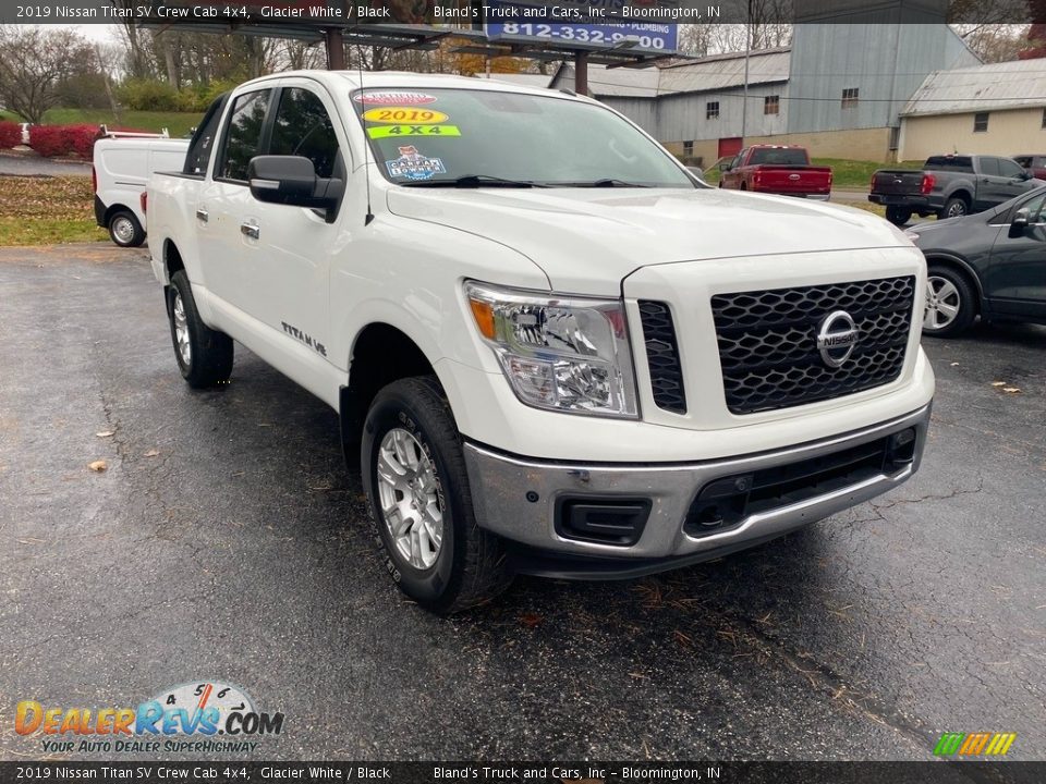 2019 Nissan Titan SV Crew Cab 4x4 Glacier White / Black Photo #4