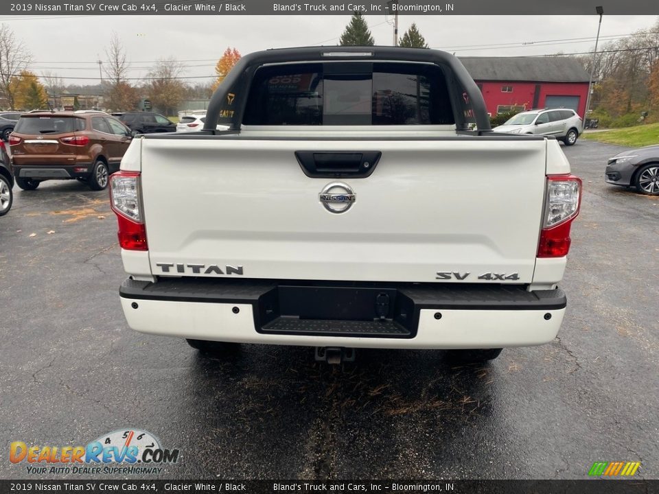 2019 Nissan Titan SV Crew Cab 4x4 Glacier White / Black Photo #7