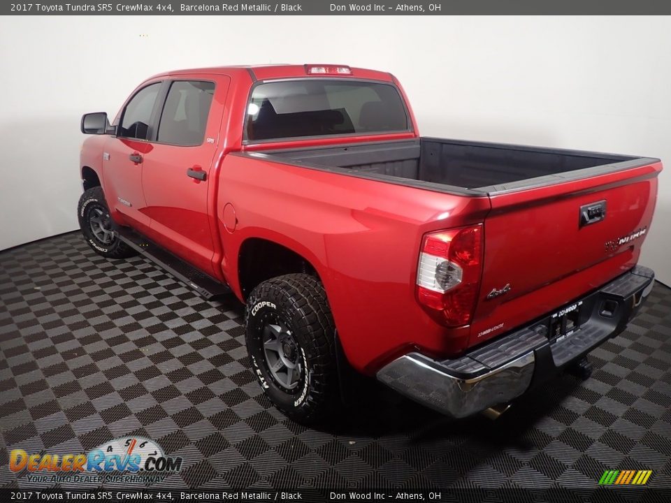 2017 Toyota Tundra SR5 CrewMax 4x4 Barcelona Red Metallic / Black Photo #13