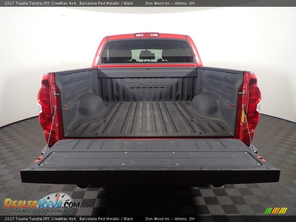 2017 Toyota Tundra SR5 CrewMax 4x4 Barcelona Red Metallic / Black Photo #15