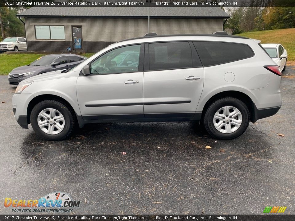 2017 Chevrolet Traverse LS Silver Ice Metallic / Dark Titanium/Light Titanium Photo #1