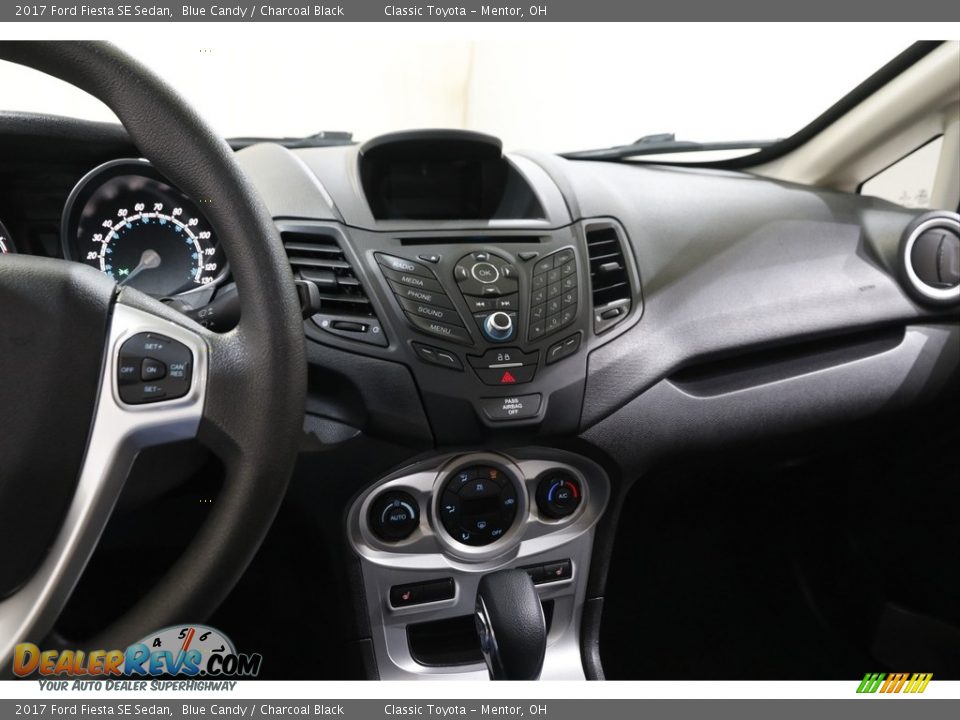 2017 Ford Fiesta SE Sedan Blue Candy / Charcoal Black Photo #8