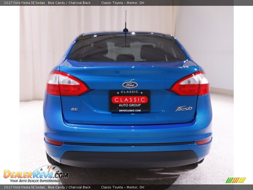 2017 Ford Fiesta SE Sedan Blue Candy / Charcoal Black Photo #17