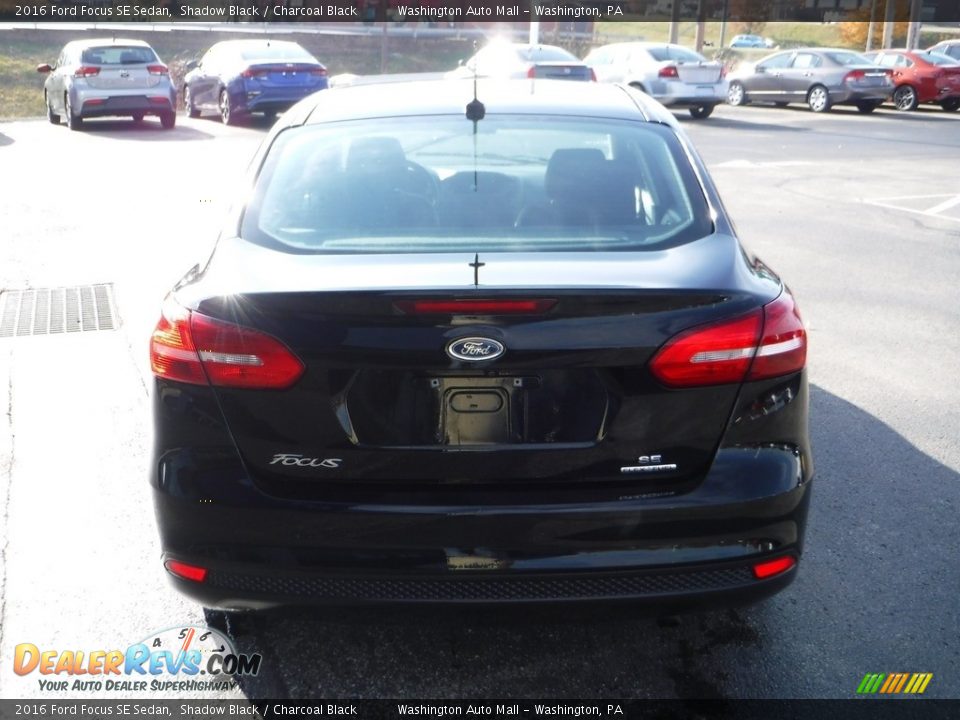 2016 Ford Focus SE Sedan Shadow Black / Charcoal Black Photo #8