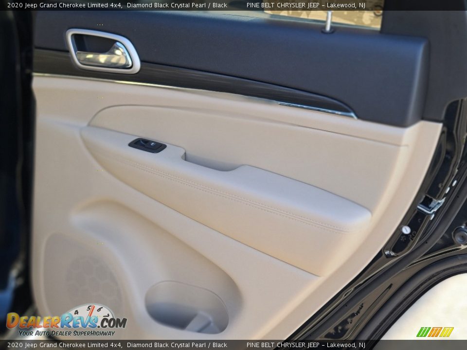 2020 Jeep Grand Cherokee Limited 4x4 Diamond Black Crystal Pearl / Black Photo #31