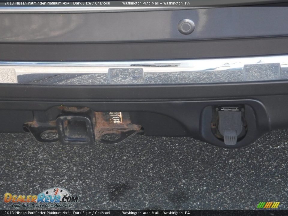 2013 Nissan Pathfinder Platinum 4x4 Dark Slate / Charcoal Photo #10