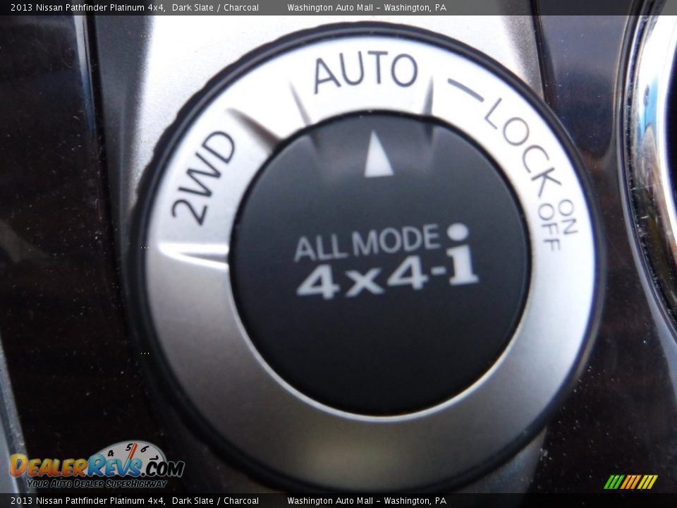 2013 Nissan Pathfinder Platinum 4x4 Dark Slate / Charcoal Photo #19