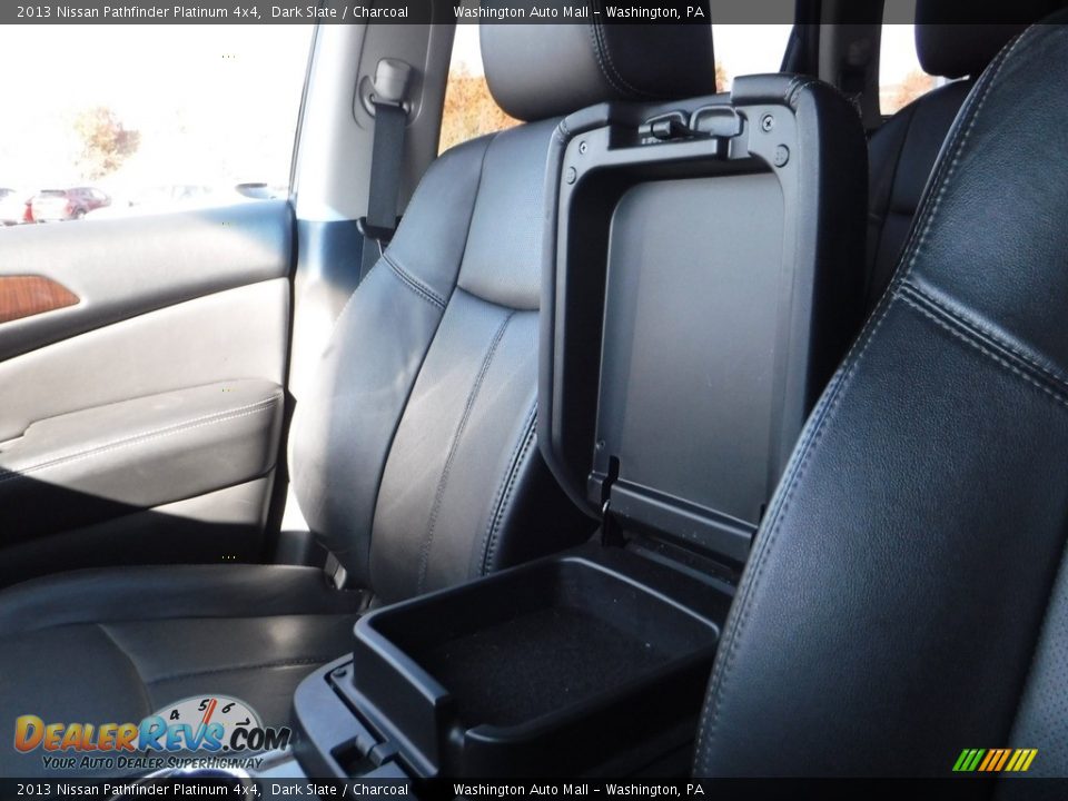 2013 Nissan Pathfinder Platinum 4x4 Dark Slate / Charcoal Photo #25