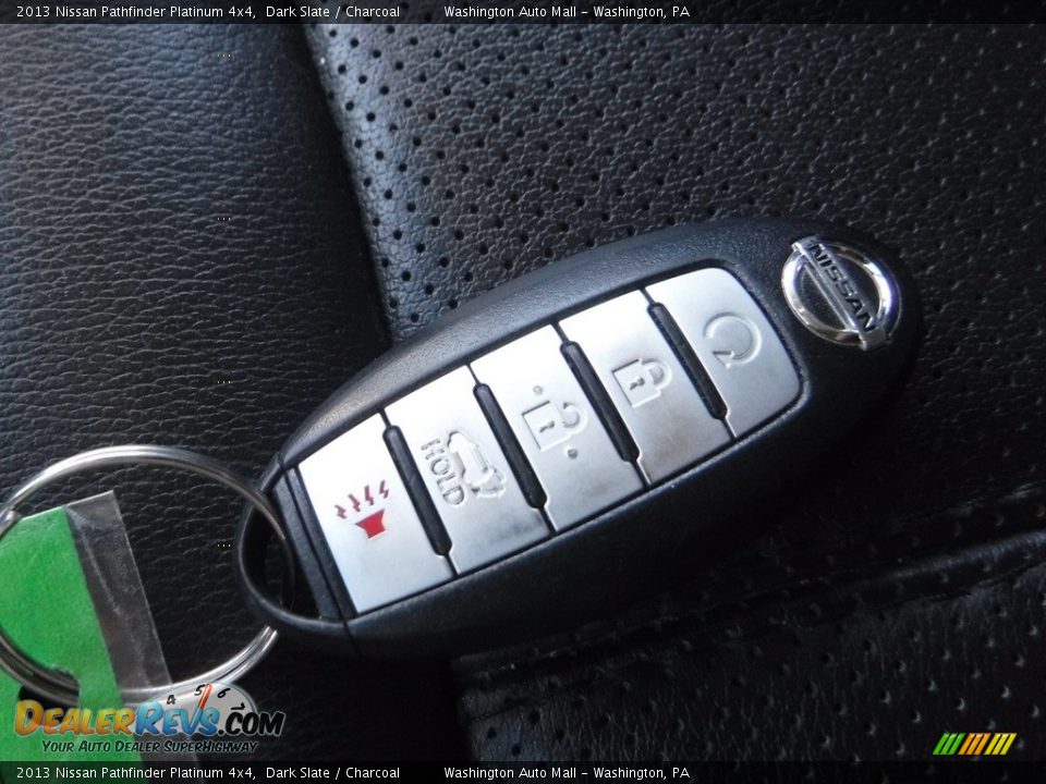 2013 Nissan Pathfinder Platinum 4x4 Dark Slate / Charcoal Photo #34