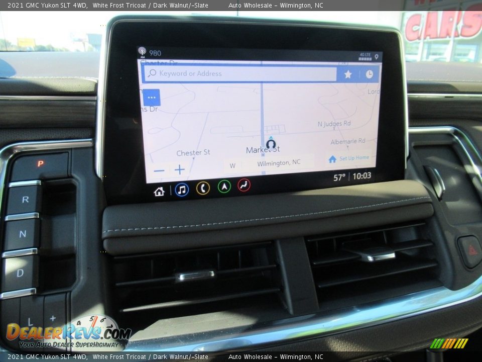2021 GMC Yukon SLT 4WD White Frost Tricoat / Dark Walnut/­Slate Photo #17