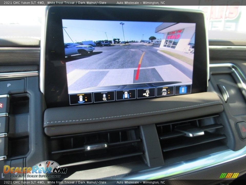 2021 GMC Yukon SLT 4WD White Frost Tricoat / Dark Walnut/­Slate Photo #18
