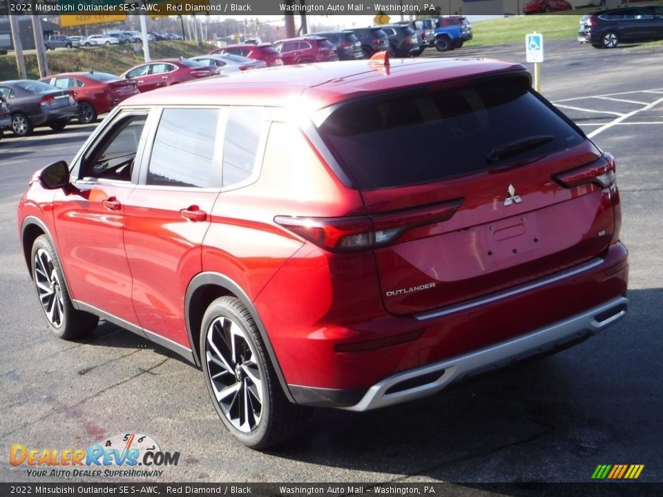 2022 Mitsubishi Outlander SE S-AWC Red Diamond / Black Photo #7