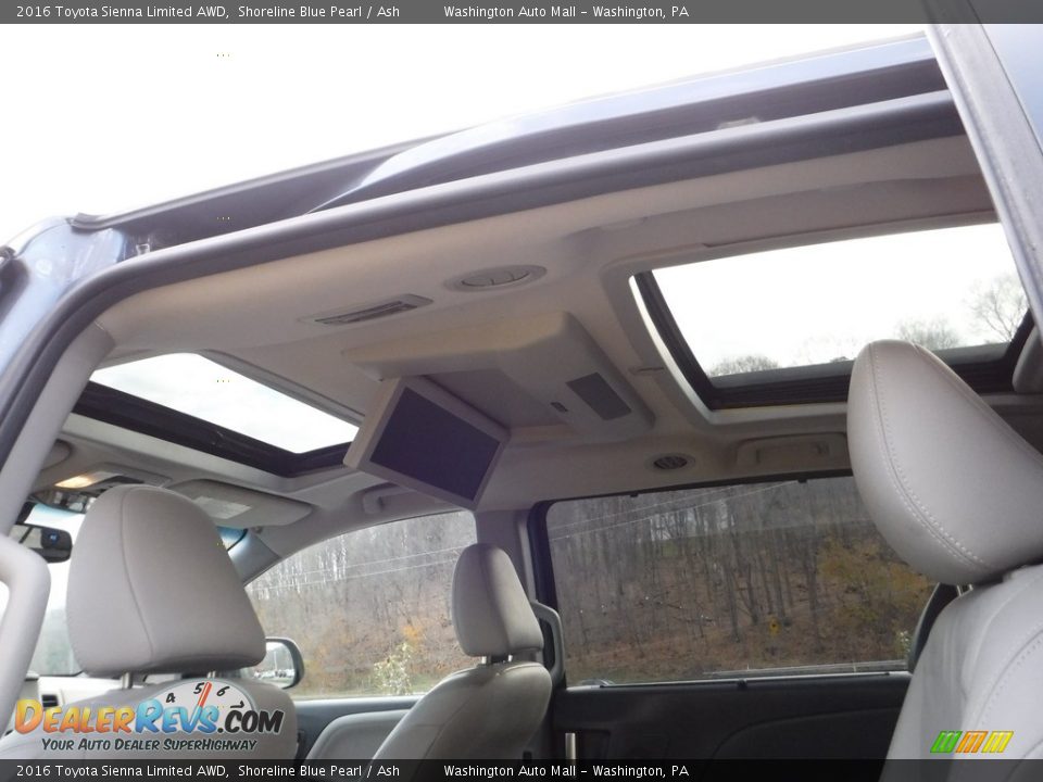 2016 Toyota Sienna Limited AWD Shoreline Blue Pearl / Ash Photo #5