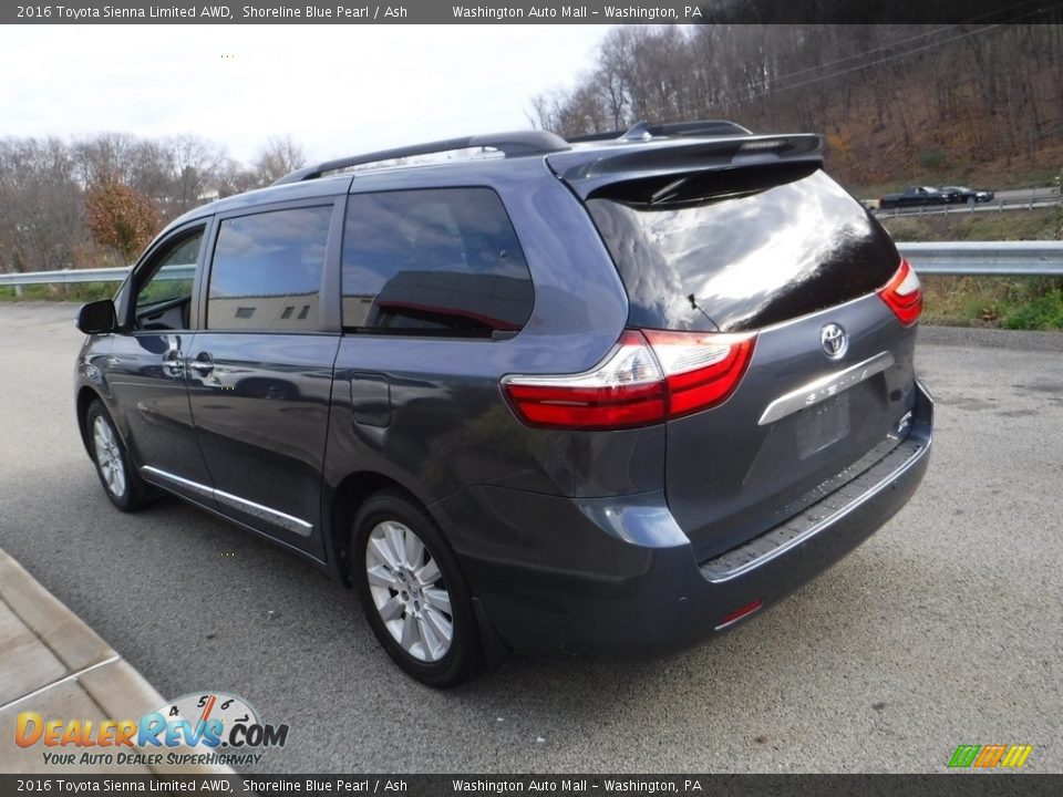 2016 Toyota Sienna Limited AWD Shoreline Blue Pearl / Ash Photo #17