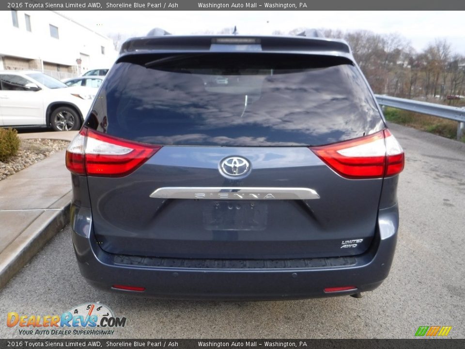 2016 Toyota Sienna Limited AWD Shoreline Blue Pearl / Ash Photo #18