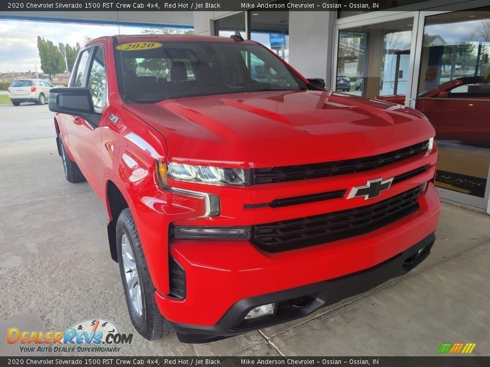 2020 Chevrolet Silverado 1500 RST Crew Cab 4x4 Red Hot / Jet Black Photo #2