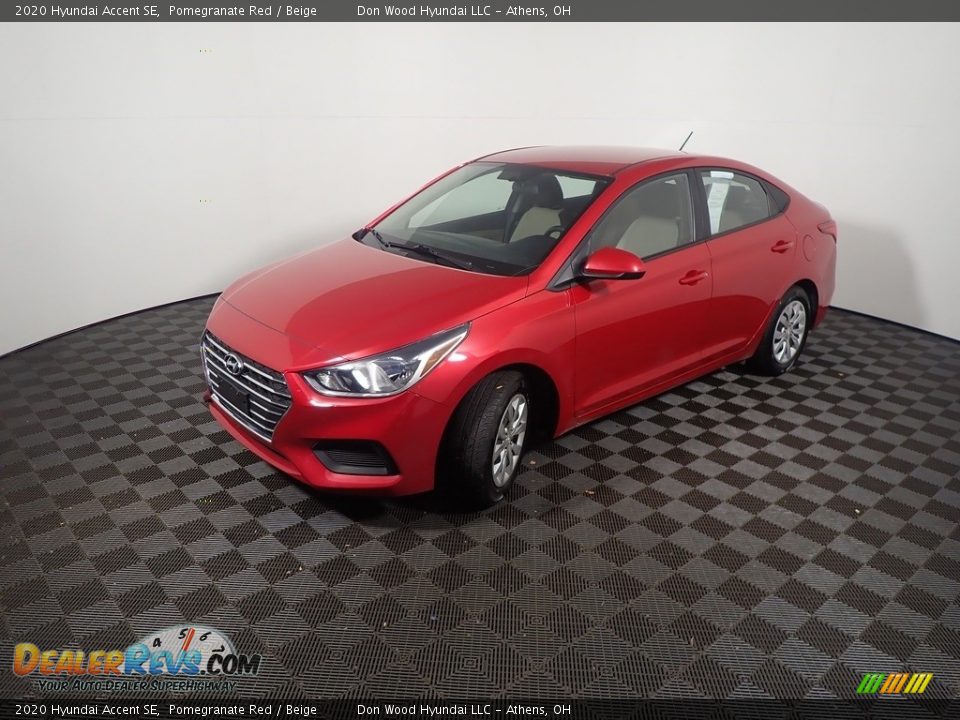 2020 Hyundai Accent SE Pomegranate Red / Beige Photo #9