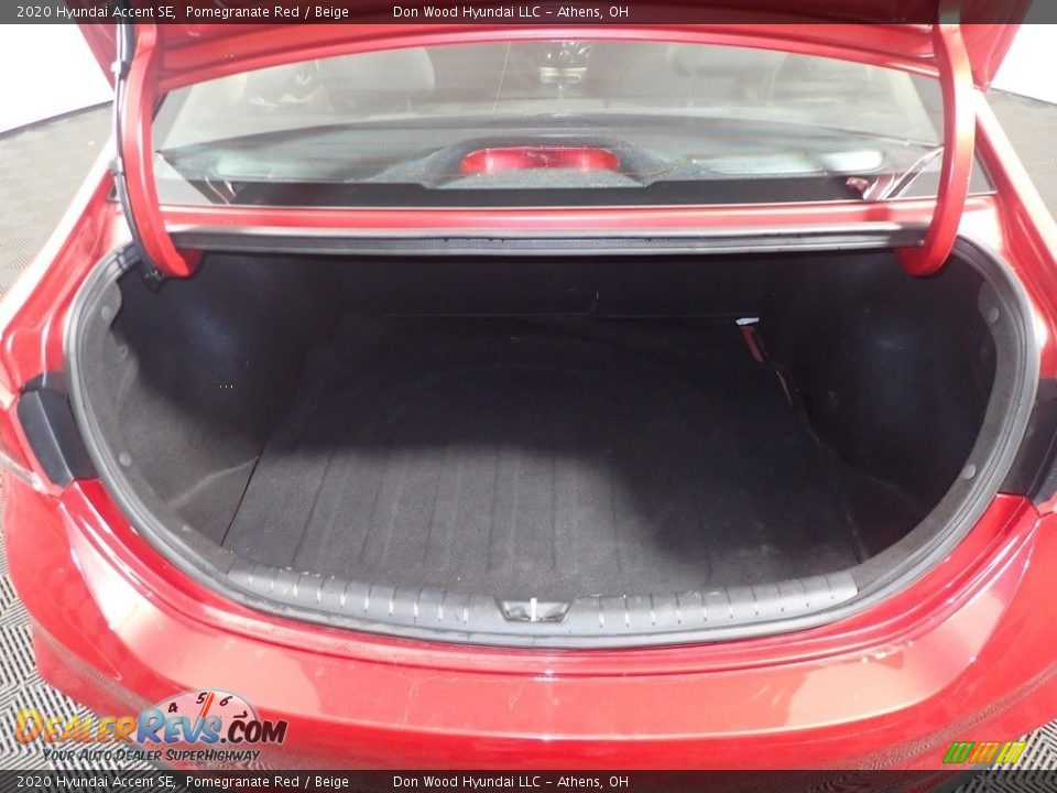 2020 Hyundai Accent SE Pomegranate Red / Beige Photo #15