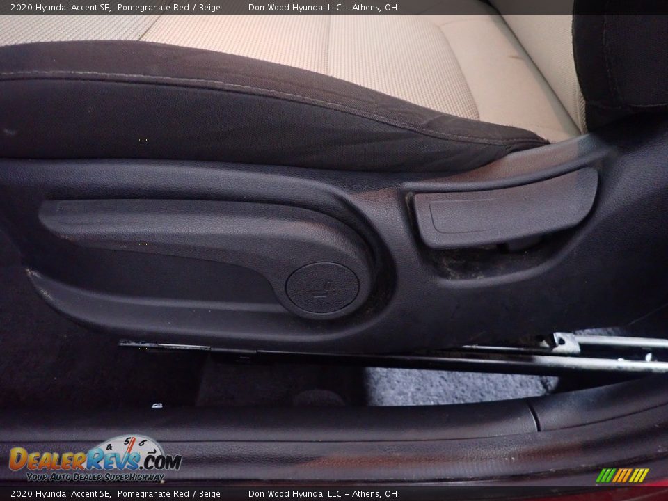 2020 Hyundai Accent SE Pomegranate Red / Beige Photo #23