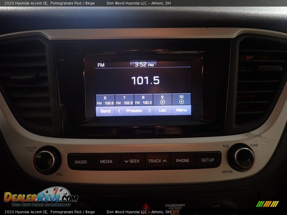 2020 Hyundai Accent SE Pomegranate Red / Beige Photo #26