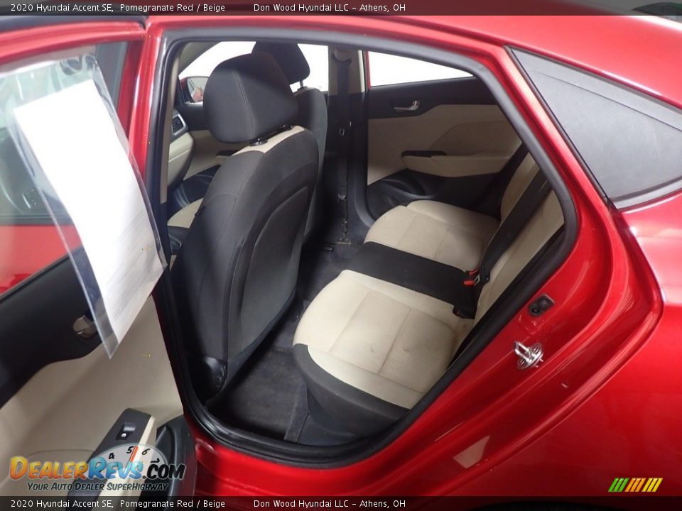 2020 Hyundai Accent SE Pomegranate Red / Beige Photo #34