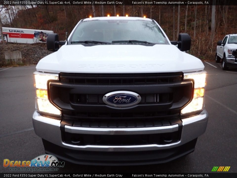 2022 Ford F350 Super Duty XL SuperCab 4x4 Oxford White / Medium Earth Gray Photo #7