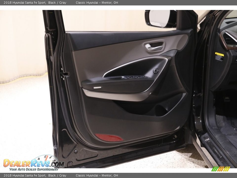 2018 Hyundai Santa Fe Sport Black / Gray Photo #4