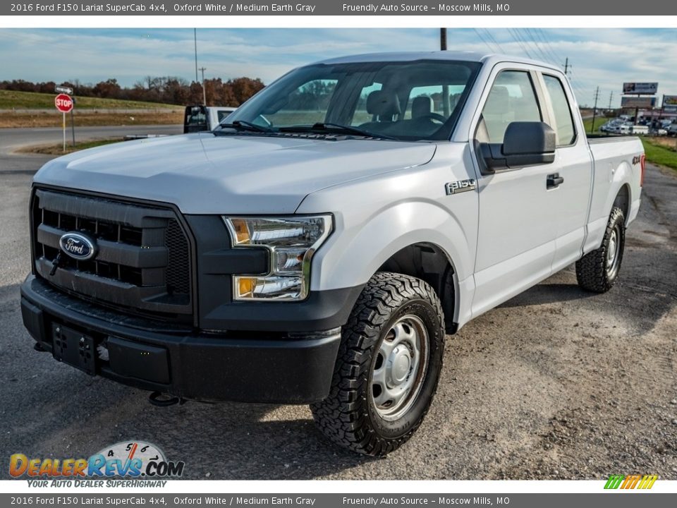 2016 Ford F150 Lariat SuperCab 4x4 Oxford White / Medium Earth Gray Photo #8