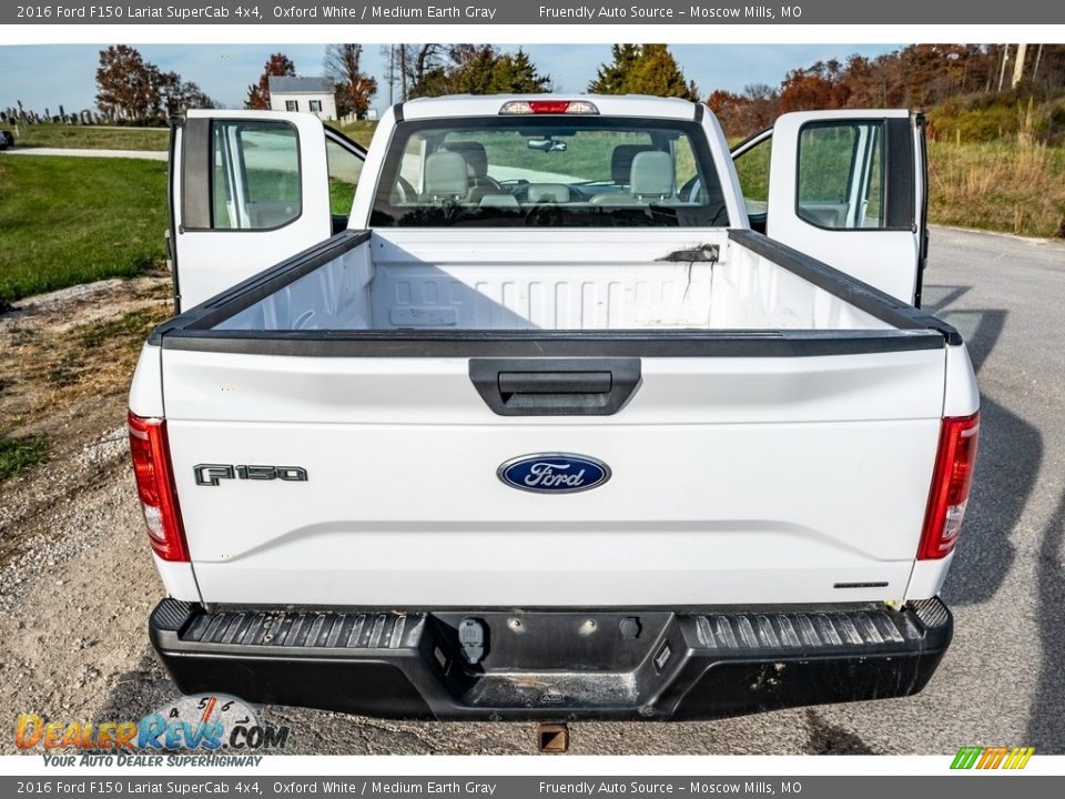 2016 Ford F150 Lariat SuperCab 4x4 Oxford White / Medium Earth Gray Photo #24