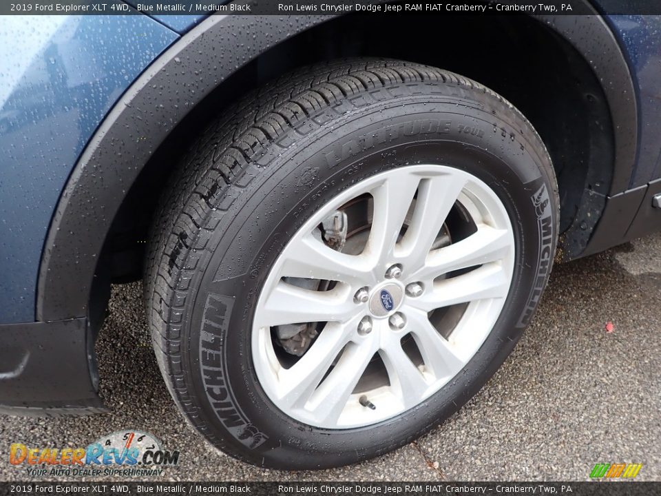2019 Ford Explorer XLT 4WD Blue Metallic / Medium Black Photo #5