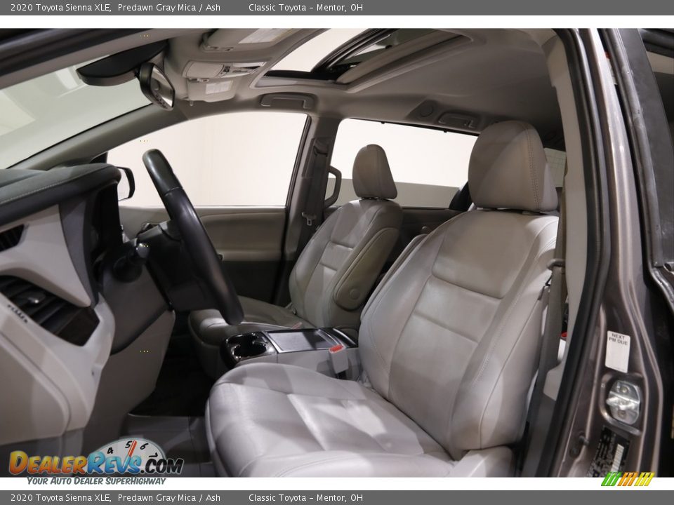 2020 Toyota Sienna XLE Predawn Gray Mica / Ash Photo #5