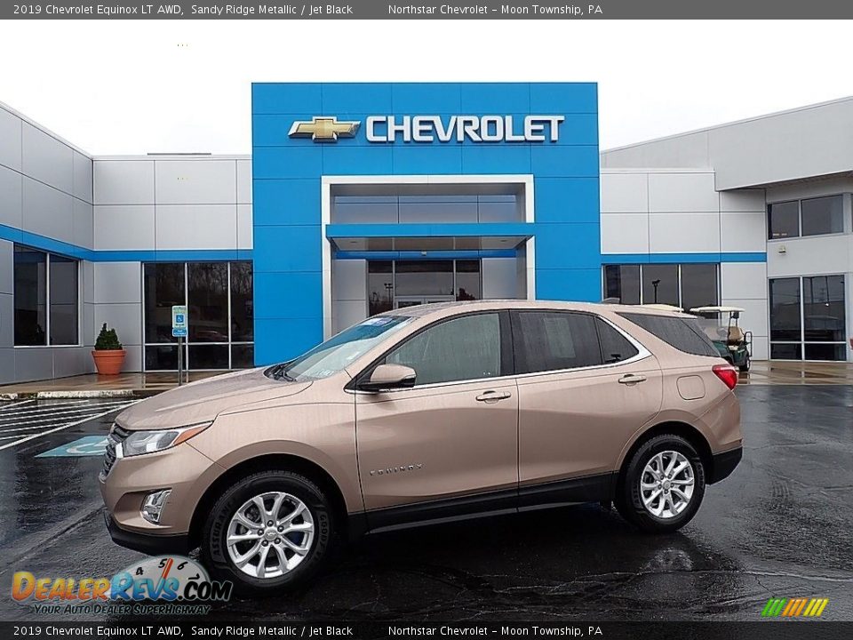 Front 3/4 View of 2019 Chevrolet Equinox LT AWD Photo #1