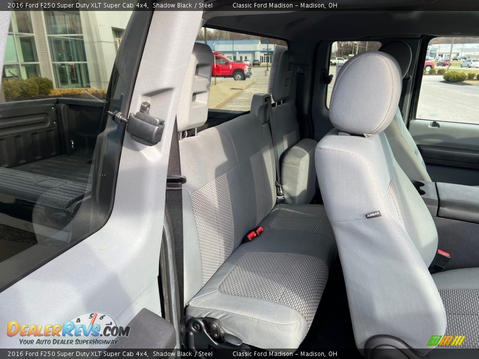 Rear Seat of 2016 Ford F250 Super Duty XLT Super Cab 4x4 Photo #15