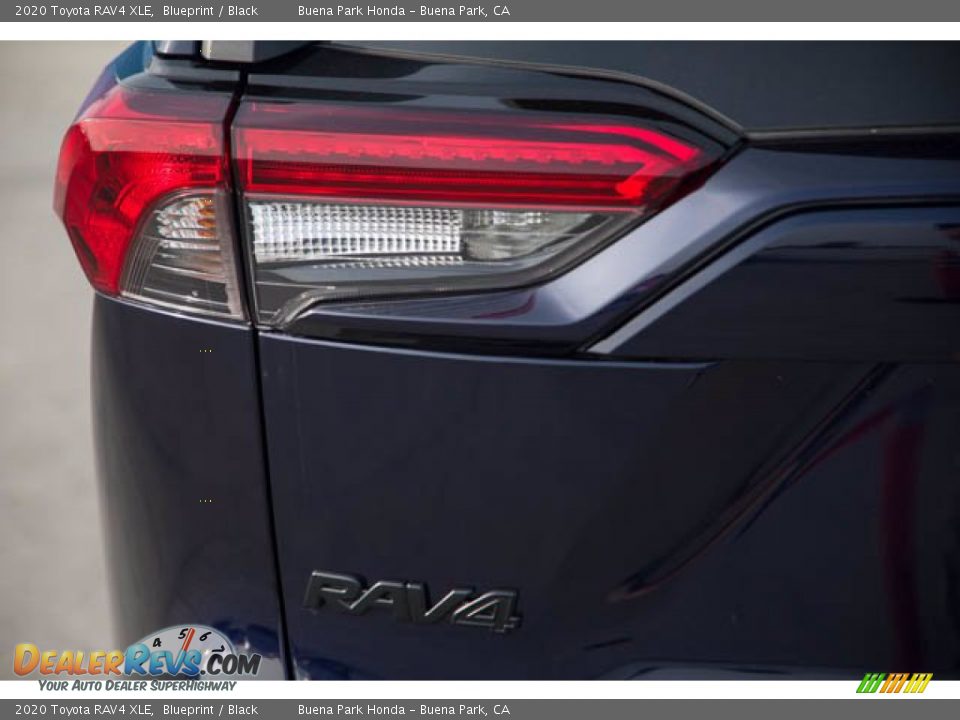 2020 Toyota RAV4 XLE Blueprint / Black Photo #12